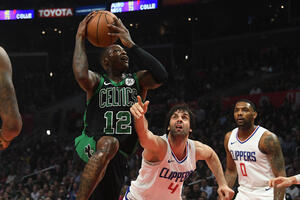 Šarić bolji od Mirotića, Teodosić promašivao, Boston prekinuo niz...