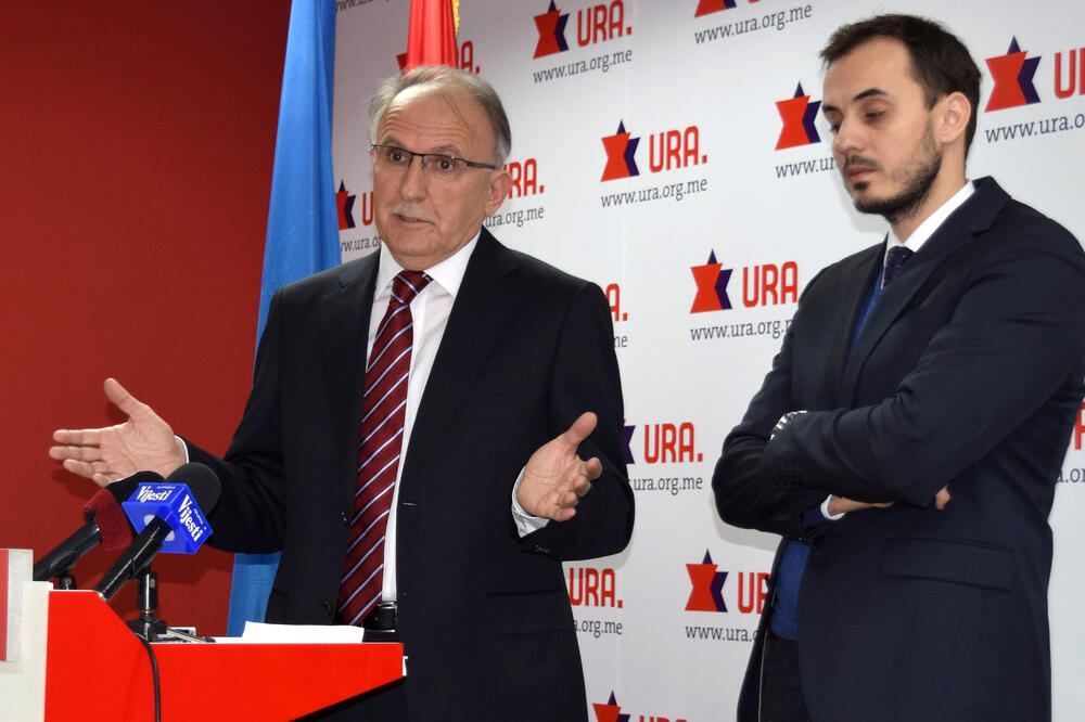 Miloš Konatar, Miodrag Caro Pavličić