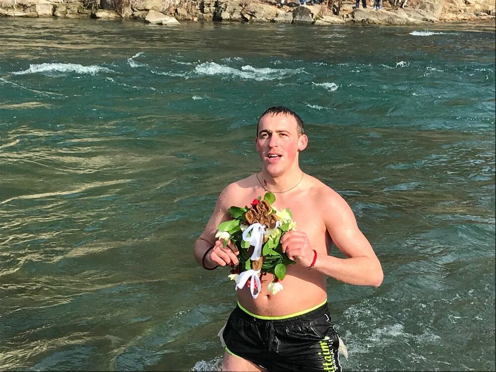 Plivanje za časni krst, Marko Drobnjak