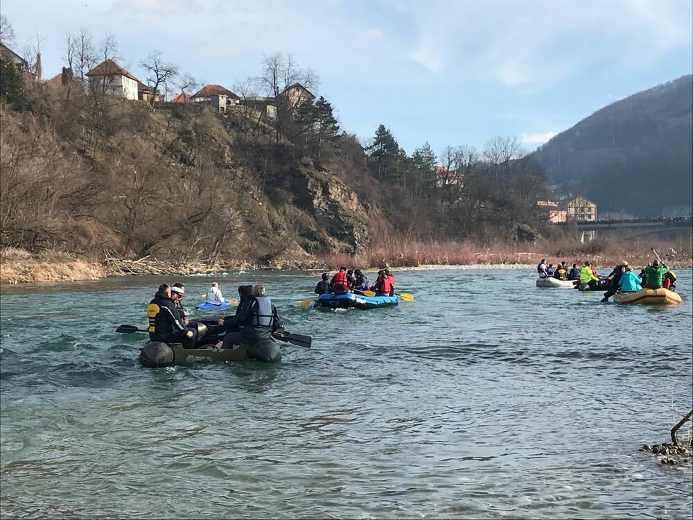 Plivanje za časni krst