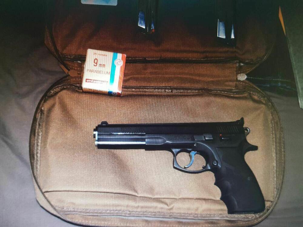 Pretres, akcija policije