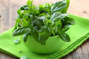 Inhaliranje čajem od bosiljka pomaže kod začepljenog nosa