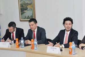 Demokrate i URA: Nije bilo ultimatuma za sastanak lidera