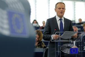 Tusk pozvao Britaniju da promijeni stav: Naša srca su i dalje...