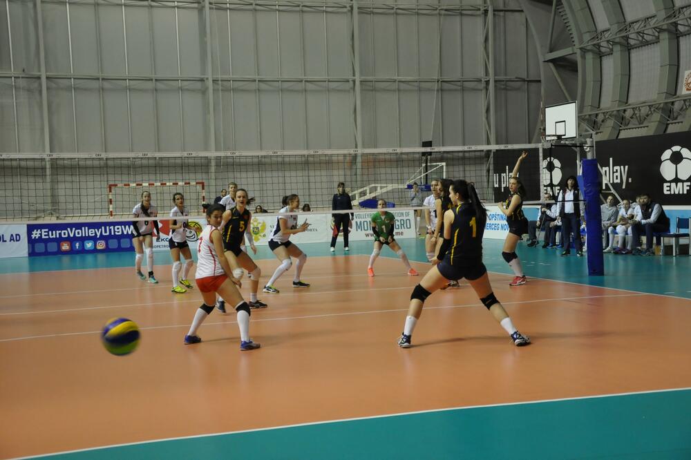 Crna Gora - Bjelorusija, juniorke, Foto: OSCG