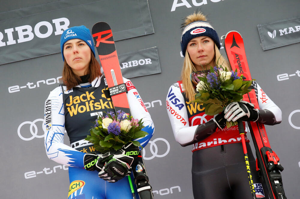 Mikaela Šifrin i Petra Vlhova, Foto: BORUT ZIVULOVIC