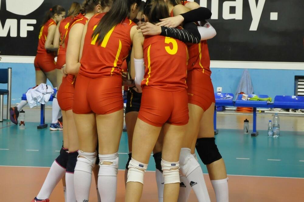 Ženska juniorska odbojkaška reprezentacija, Foto: OSCG
