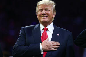 Tramp na Tviteru otkazao posjetu Londonu