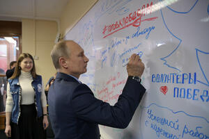 U Putinovom predizbornom štabu svi su volonteri