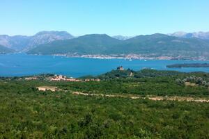 Tivat sigurna luka, Budvi prijete talasi