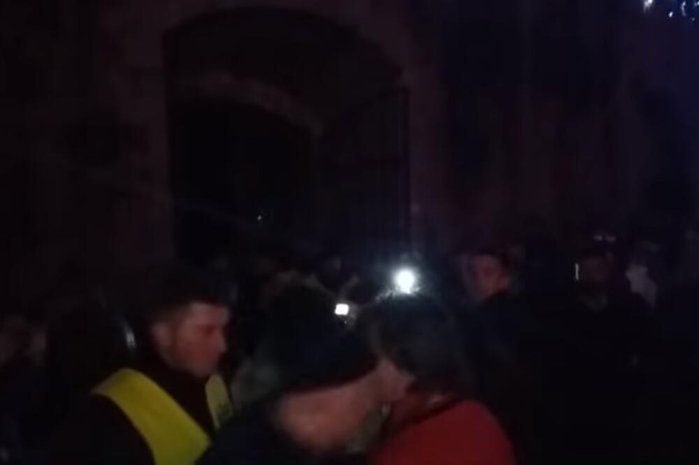 Mladen Vojičić Tifa, Alen Islamović, Foto: Screenshot (YouTube)