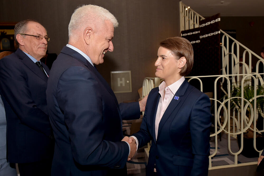 Duško Marković, Ana Brnabić, Foto: Vlada Crne Gore