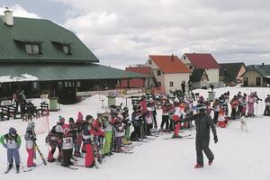 Skijanje na Javorovači se lako sa Zoricom uči