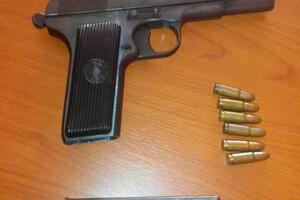 Bar: Policija oduzela pištolj i municiju, krivična prijava protiv...