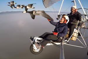 Ovaj čovjek zna kakav je osjećaj letjeti sa pticama