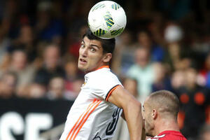 Tražio ga je Real, a on izabrao da igra u engleskoj drugoj ligi