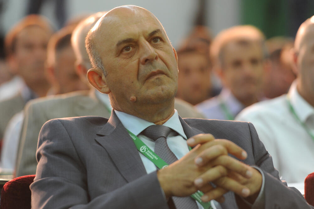 Teško je utvrditi istinu: Cungu, Foto: Savo Prelević