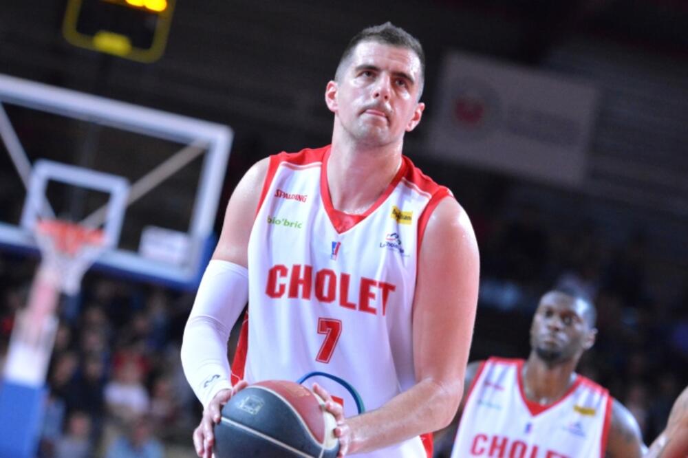 Ivan Maraš, Foto: Cholet-basket.com