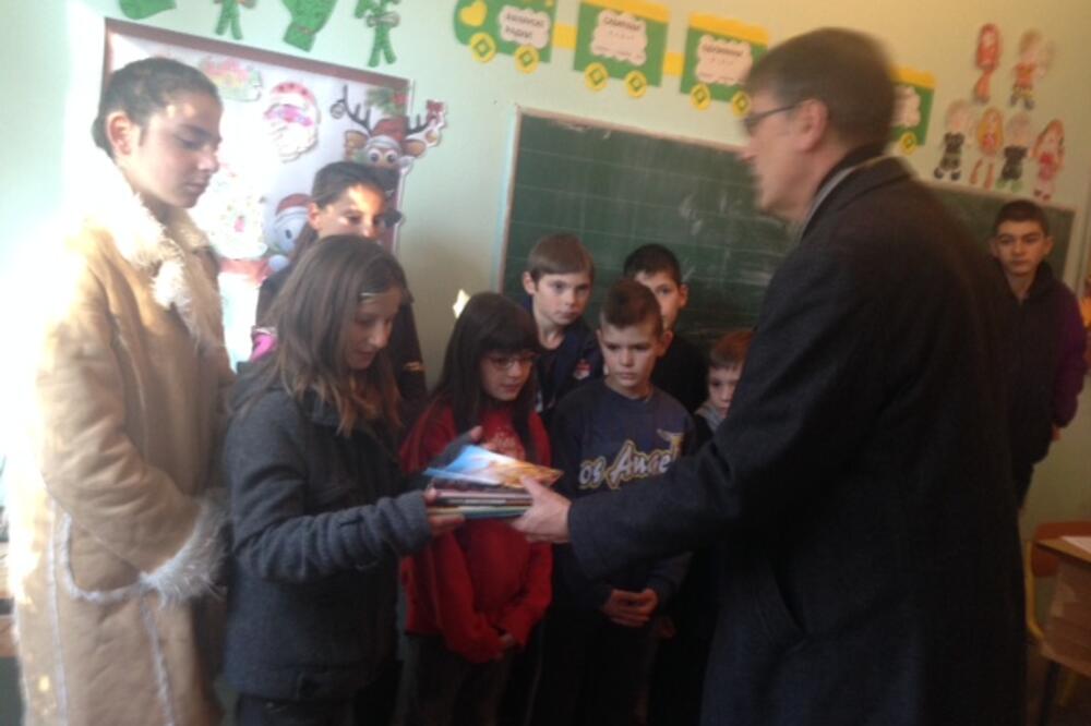 CDPR, posjeta školi u Donjem Zagaraču, Foto: CDPR