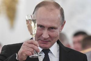 Putin: Islamska država htjela da Siriju pretvori u bazu za...