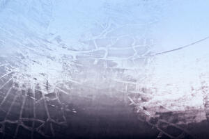 Japanski naučnik izmislio samoobnavljajuće staklo