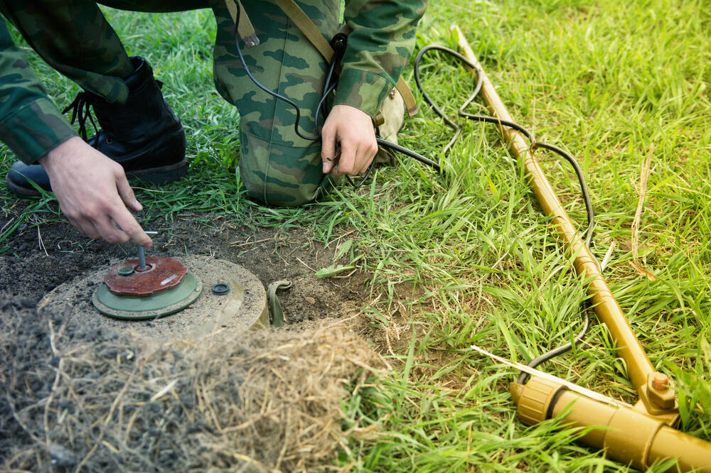 Uništavanje mina, Foto: Shutterstock