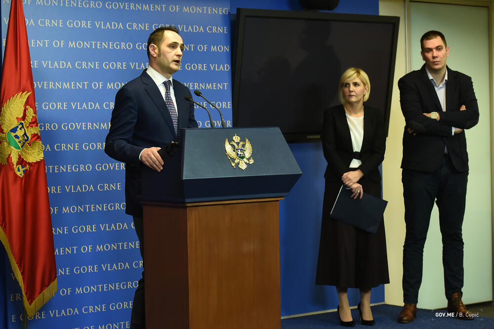 Pavle Radulović, Dragica Sekulić, Ivan Mrvaljević, Foto: Vlada Crne Gore