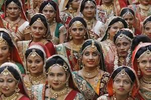Indijski biznismen platio masovno vjenčanje 251 žene