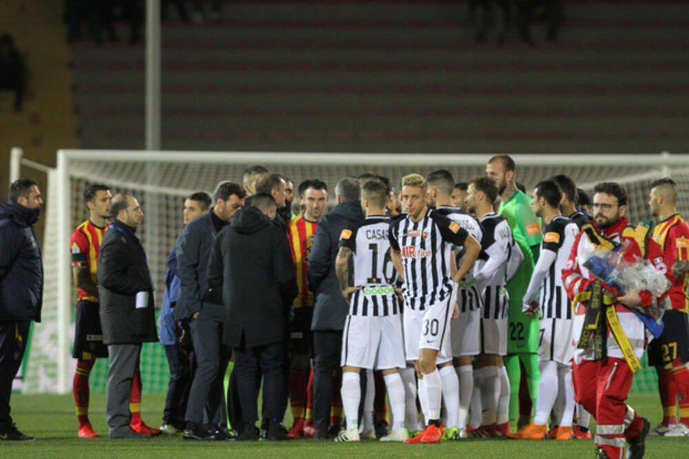 Igrači Lećea i Askolija