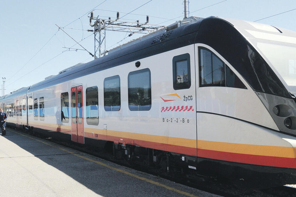 Voz, Foto: Savo Prelević