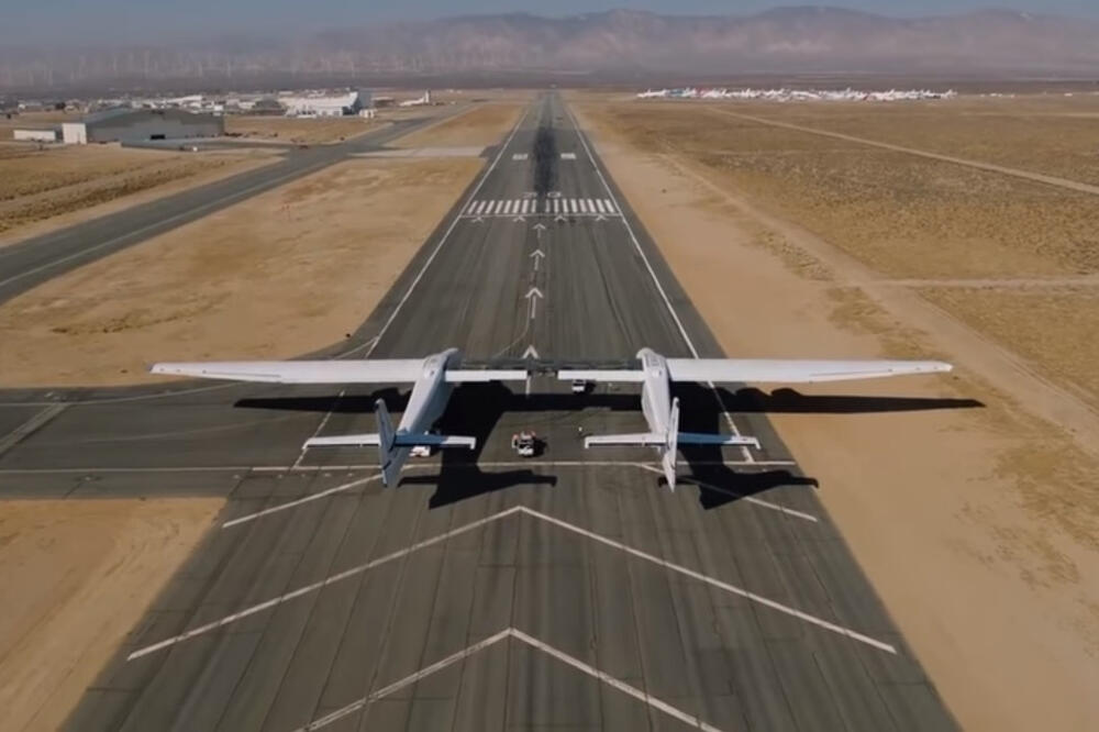 Stratolaunch, Stratolonč, Foto: Screenshot (Youtube)