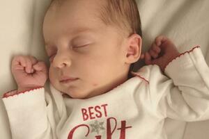 Amerikanka rodila bebu iz embriona zamrznutog prije 24 godine