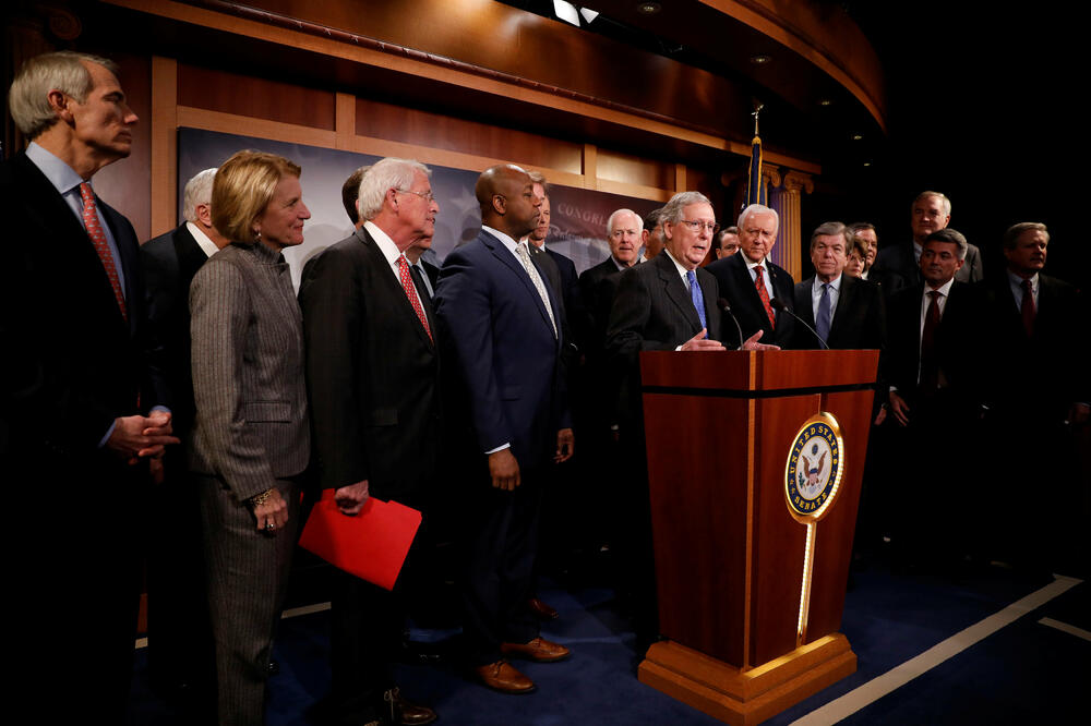 Senat SAD, Mič Mekonel, Foto: Reuters