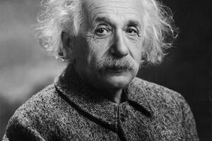 Ajnštajn nije  nosio čarape, Stravinski dubio na glavi