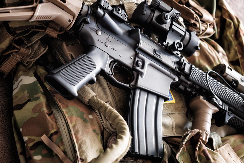 AR-15 puška, Foto: Shutterstock