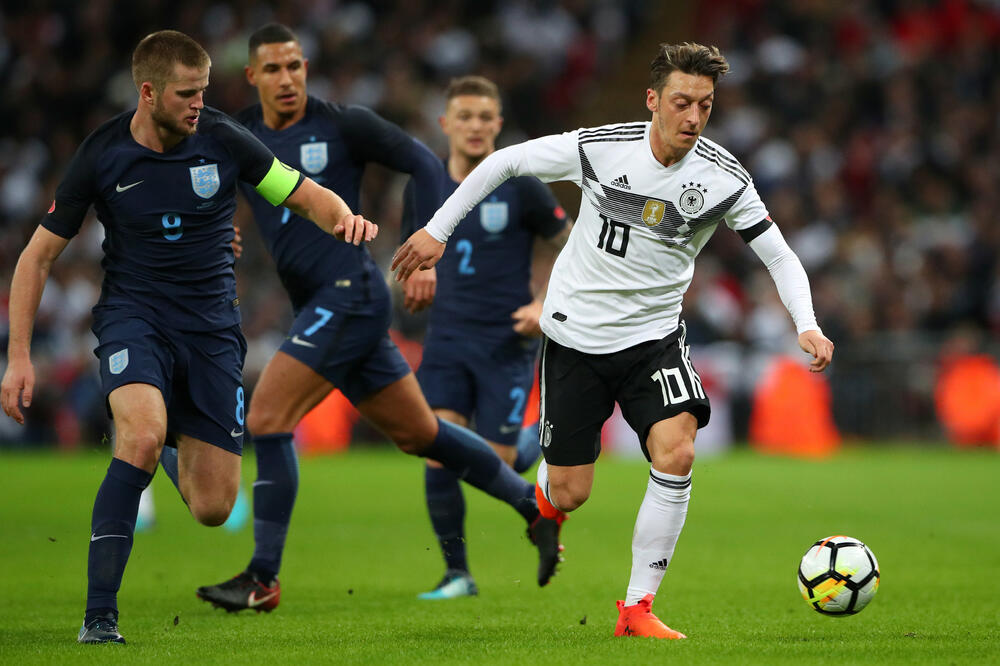 ozil njemačka engleska, Foto: Reuters