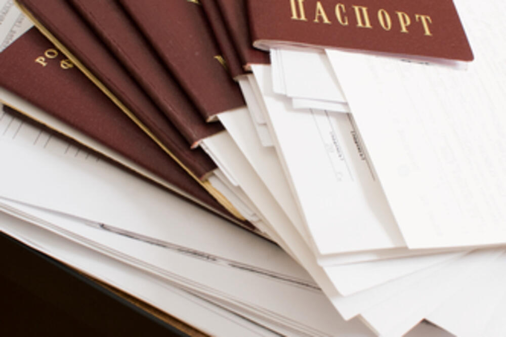 ruski pasoš, Foto: Shutterstock.com
