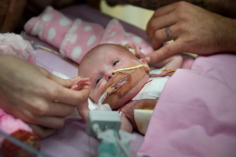 beba, srce, Foto: ITV News (Facebook)