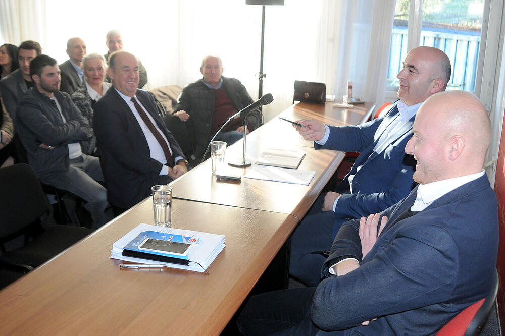 SNP, Glavni odbor, Foto: Zoran Đurić