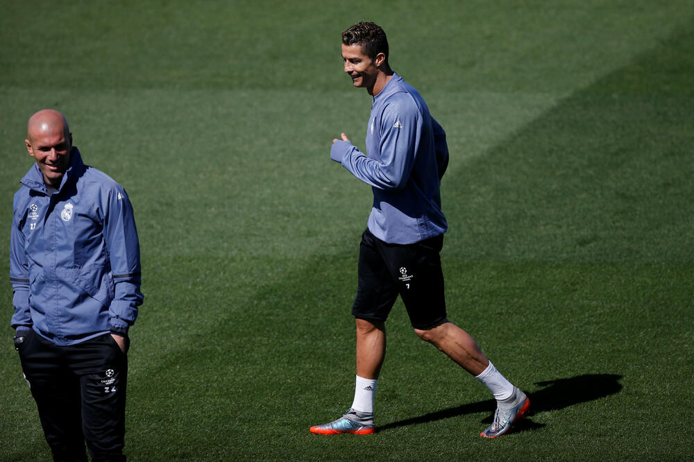Kristijano Ronaldo i Zinedin Zidan, Foto: Reuters
