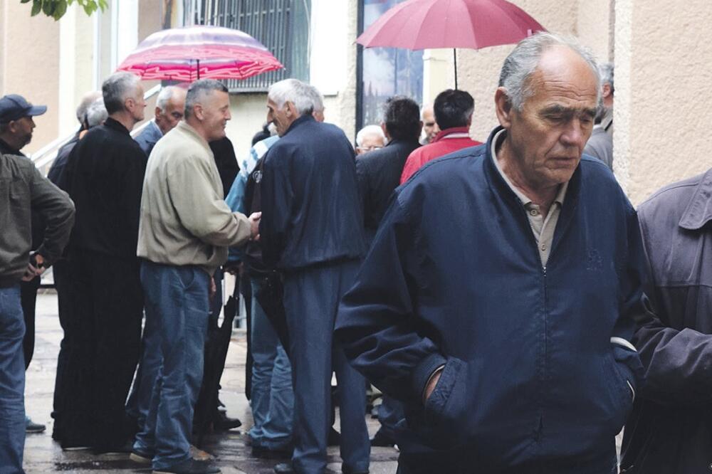Bivši radnici Radoja Dakića, Foto: Luka Zeković