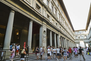 Grom udario galeriju Ufici u Firenci: Nema štete na umjetninama