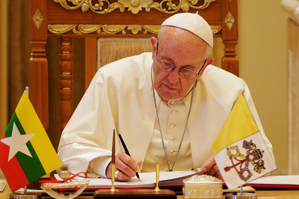papa Franjo, Mjanmar, Foto: Reuters