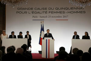 Makron: Francuska ne smije biti zemlja u kojoj se žene plaše