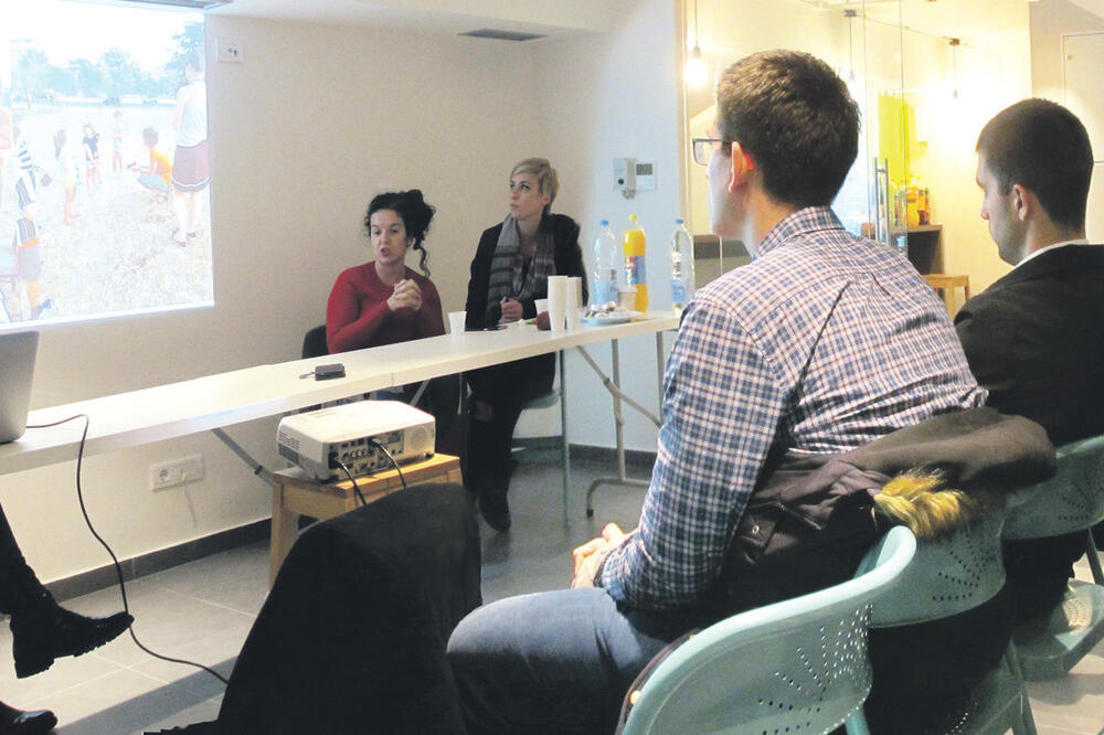 Tribina "Kana" (novine), Foto: Privatna arhiva