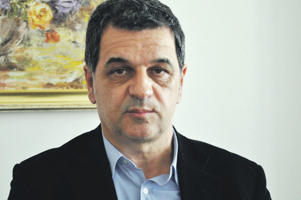 Zoran Petranović (novine), Foto: Siniša Luković