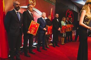 Opština Tivat nagrađena za razvoj prijateljskih odnosa sa Kinom
