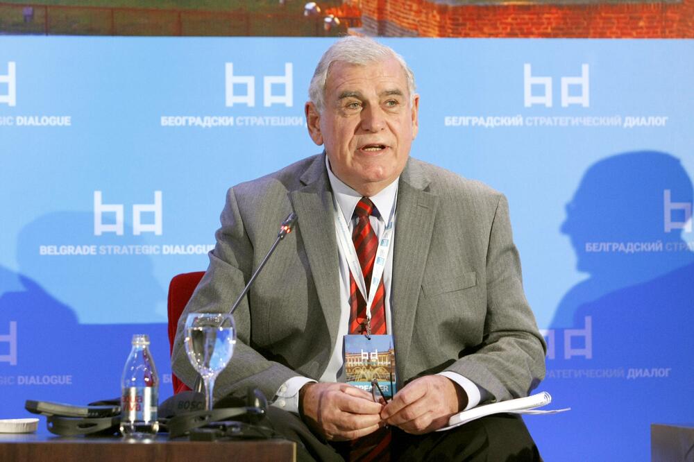 Azem Vlasi, Foto: Beta-AP