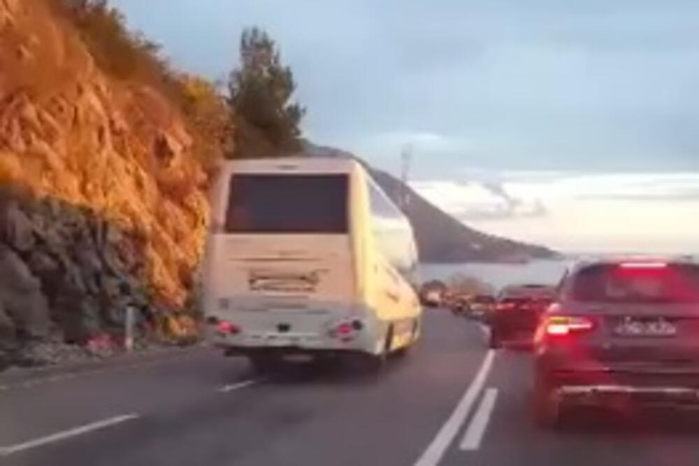 autobus preticanje, Foto: Printscreen