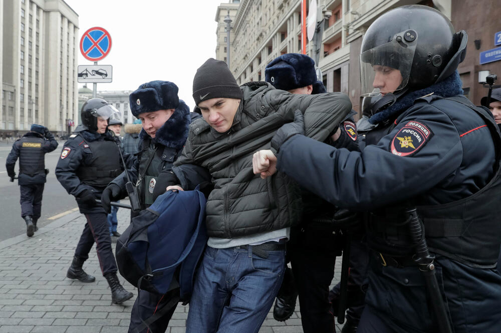 Moskva, hapšenje, Foto: Reuters